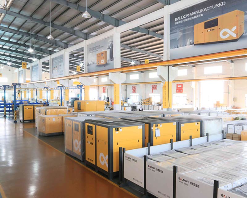 螺桿式空壓機(jī)油分芯燒毀怎么辦